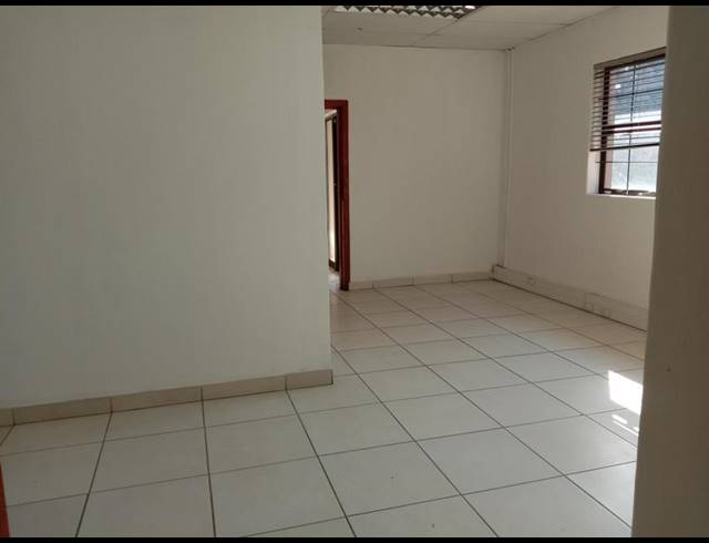 OFFICE PROPERTY TO RENT IN HATFIELD